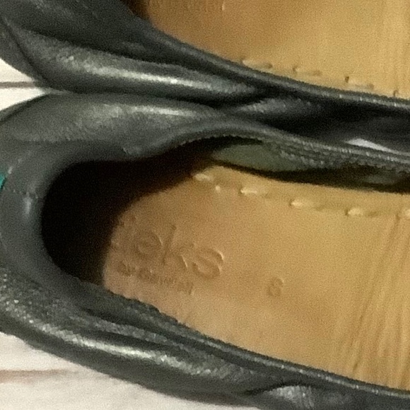 tieks| Metallic Grey Pewter Ballet Italian Leather Flats Sz 8 Comfort Travel - Picture 6 of 12